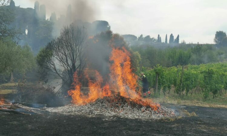 Oltre 80 interventi dei vigili del fuoco in provincia di Roma