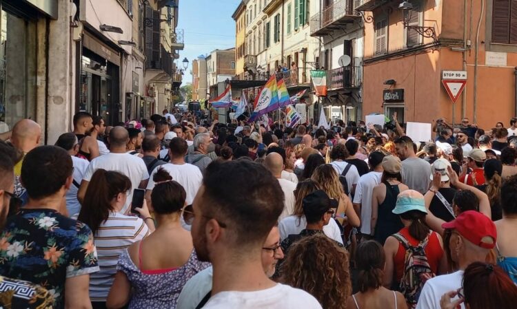 In 1.500 al Lazio Pride ad Albano. LE FOTO