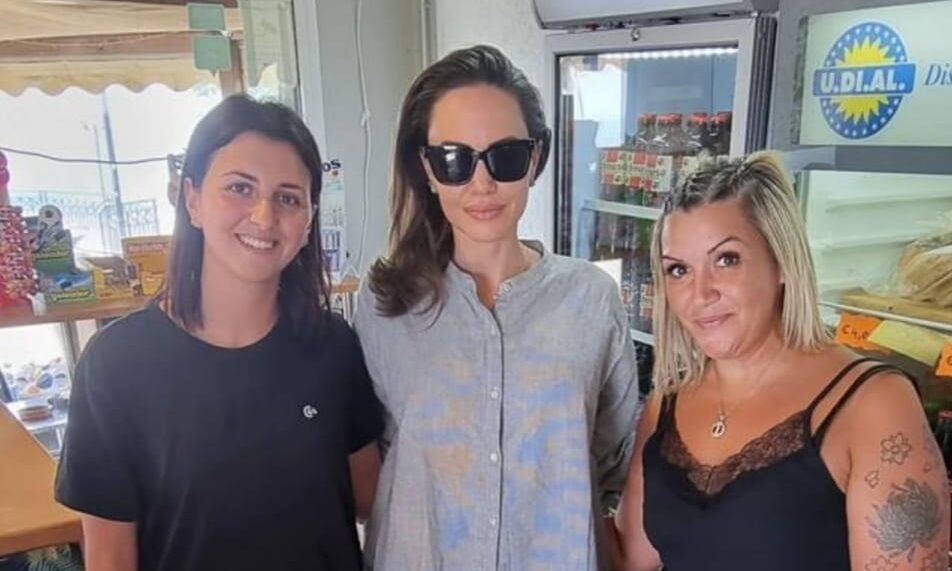 Angelina Jolie prova il Volo dell'Angelo a Rocca Massima