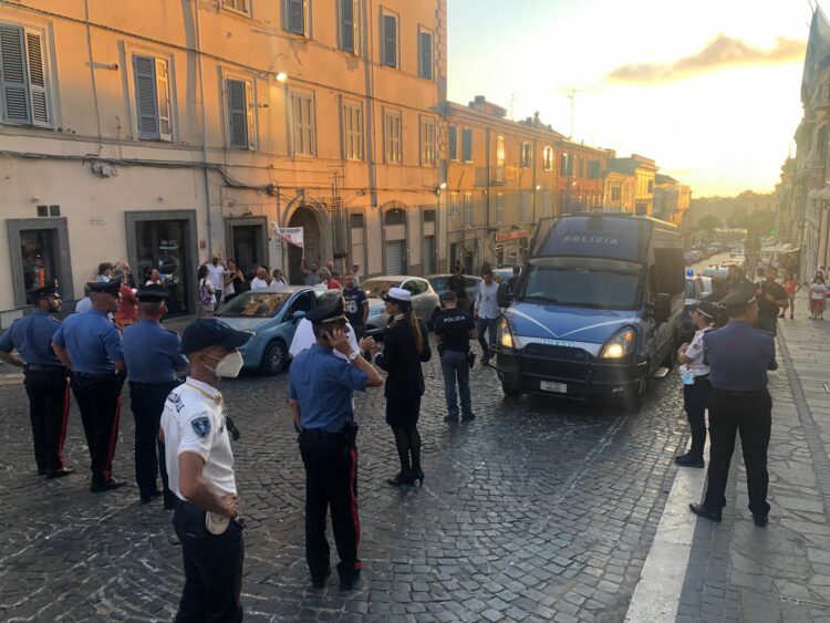 Proteste contro discarica e inceneritore: Zingaretti 'evita' Genzano