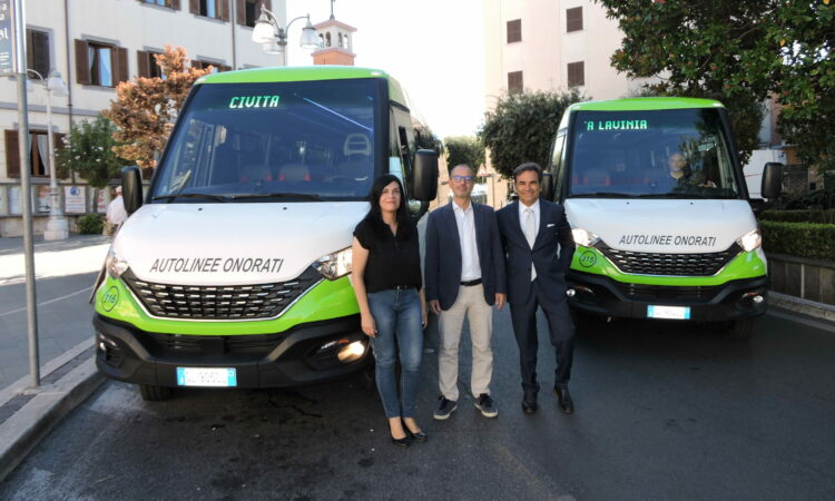 Lanuvio, operativi due nuovi bus del trasporto pubblico locale
