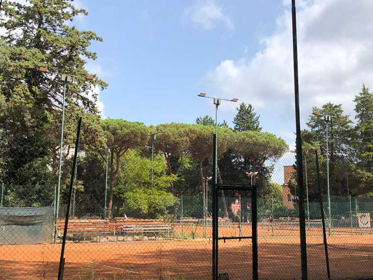 Campo da tennis comunale in centro a Latina, l'affitto passa da 50 a 7.100 euro l'anno