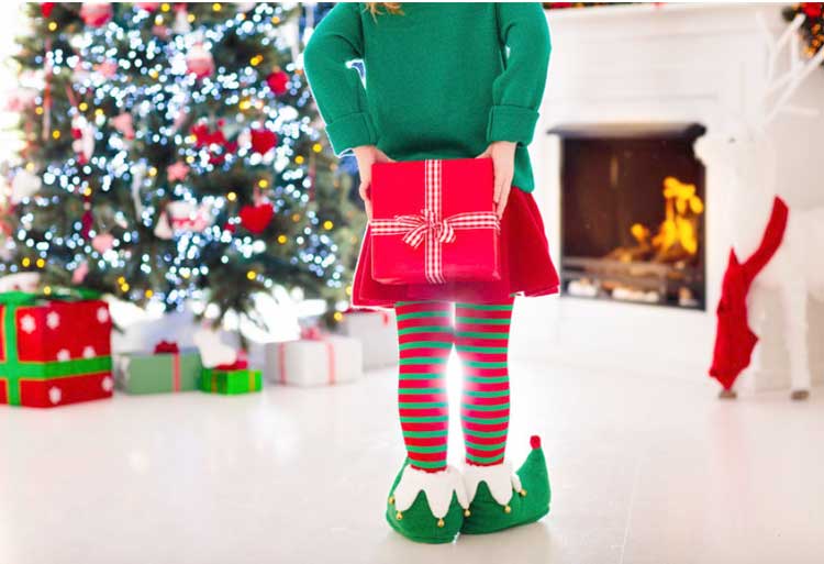 Albano, i bimbi delle Case Famiglia esprimono i desideri di Natale, i cittadini-elfi li possono esaudire