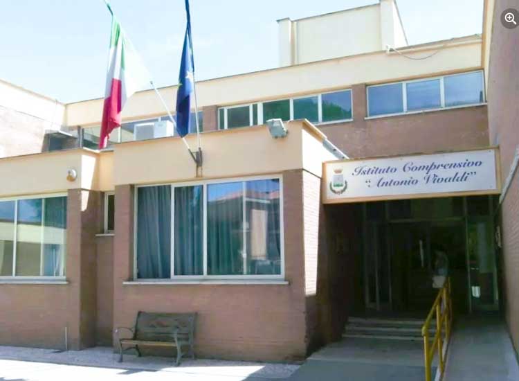 Ladri anche a scuola, colpito l'Istituto Vivaldi di Marino (a Santa Maria delle Mole)