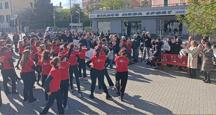 Ciampino celebra il suo 'no' alla violenza sulle donne tra scuole, aula consiliare e piazza