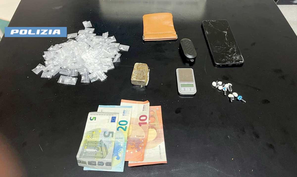 Polizia di Anzio-Nettuno arresta 25enne con un minimarket di droghe