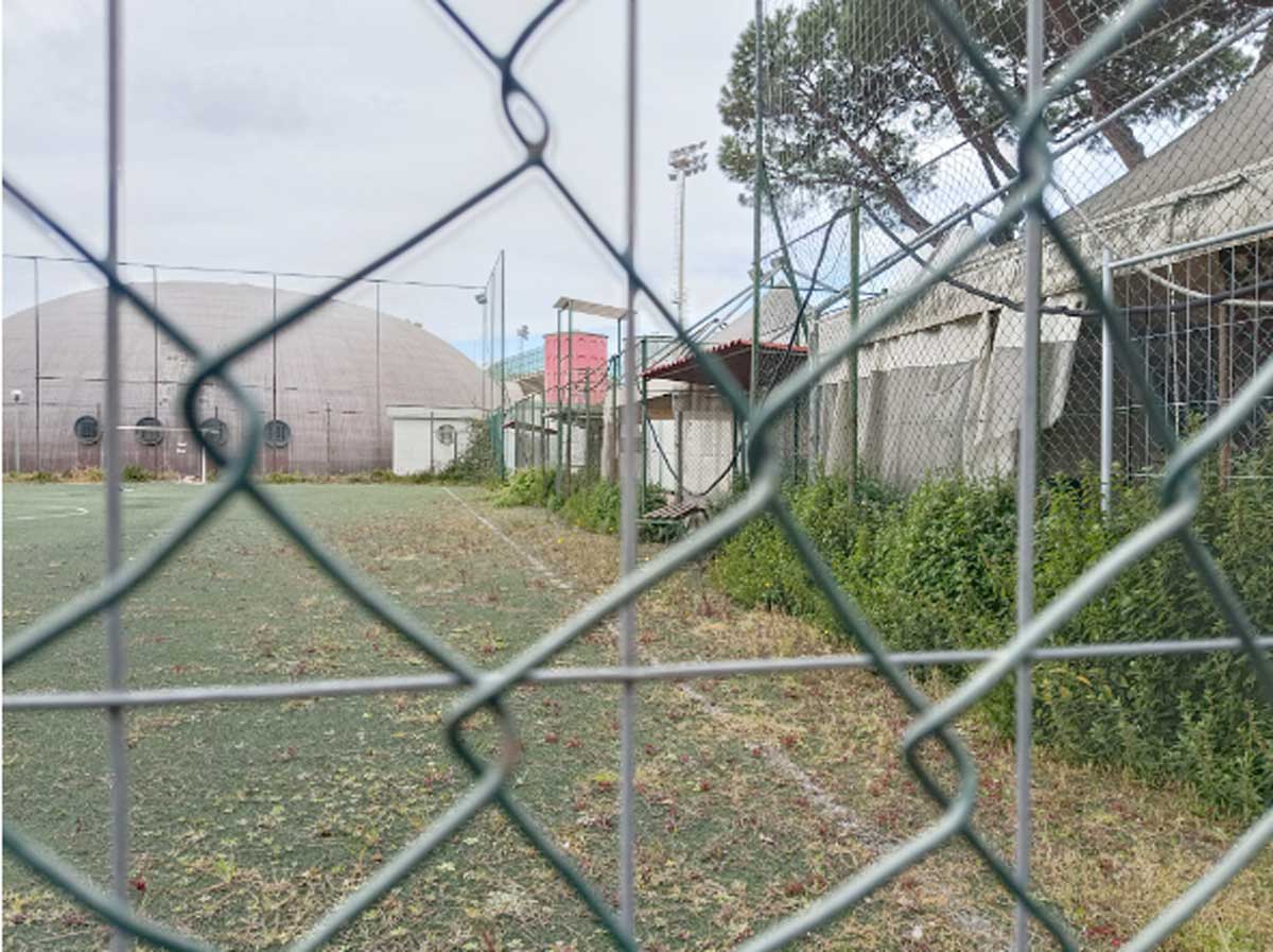 Pomezia, 5 campi da calcio e basket comunali (abbandonati) torneranno a risplendere
