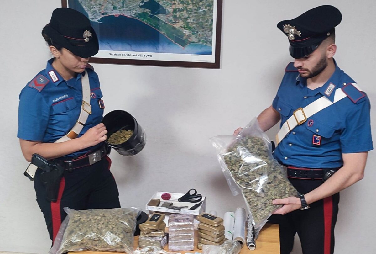 «C'è una lite in casa a Nettuno»: arrivano i carabinieri e trovano... 3 chili e mezzo di droga