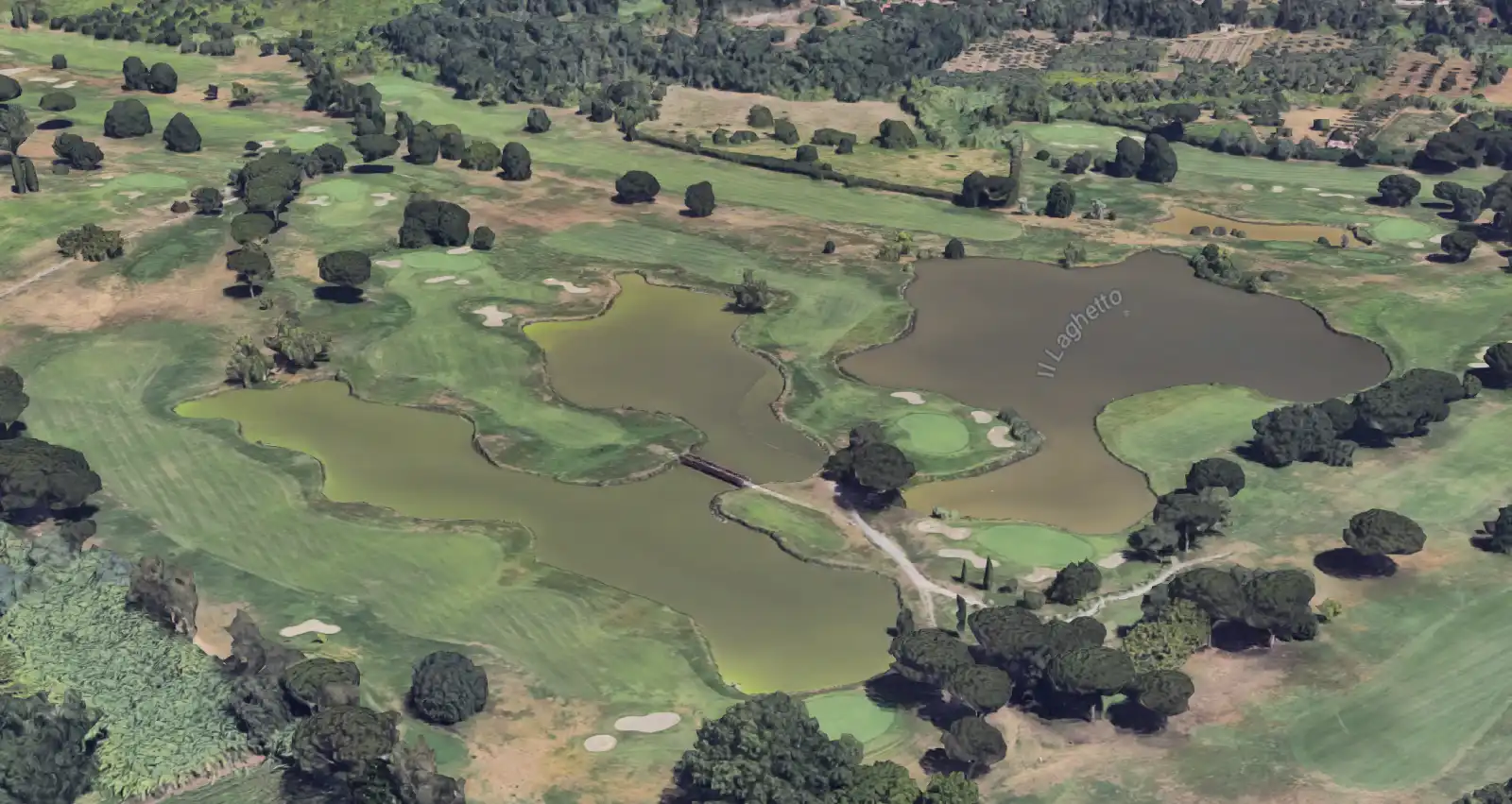 Albano il laghetto di Pavona, zona del campo da golf