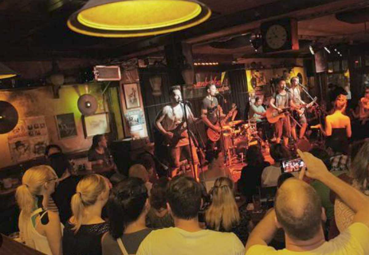 Albano, stretta sulla musica di notte in locali, bar e ristoranti. Multe salate, ma potrebbero non bastare