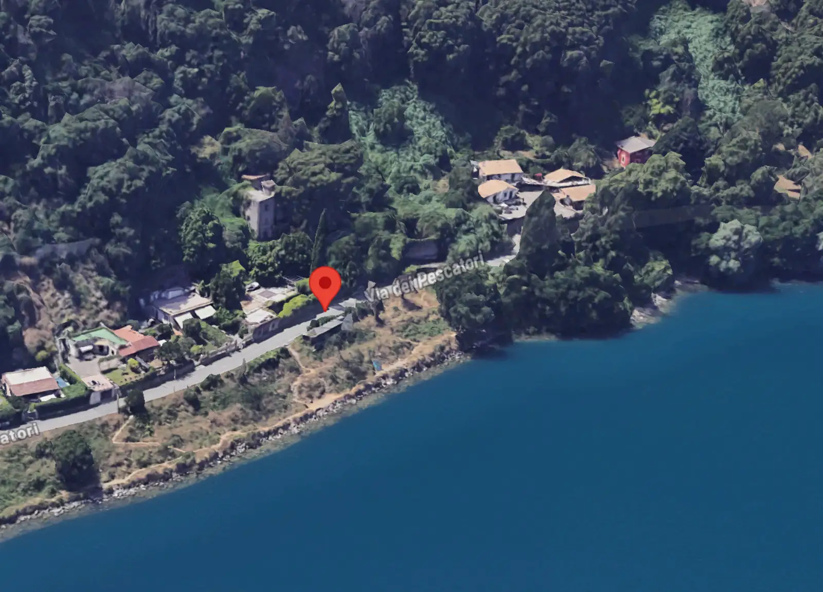 Castel Gandolfo, vista de "Il Castello", la villa che fu di De Gasperi (Google Maps 3D con ausilio AI)